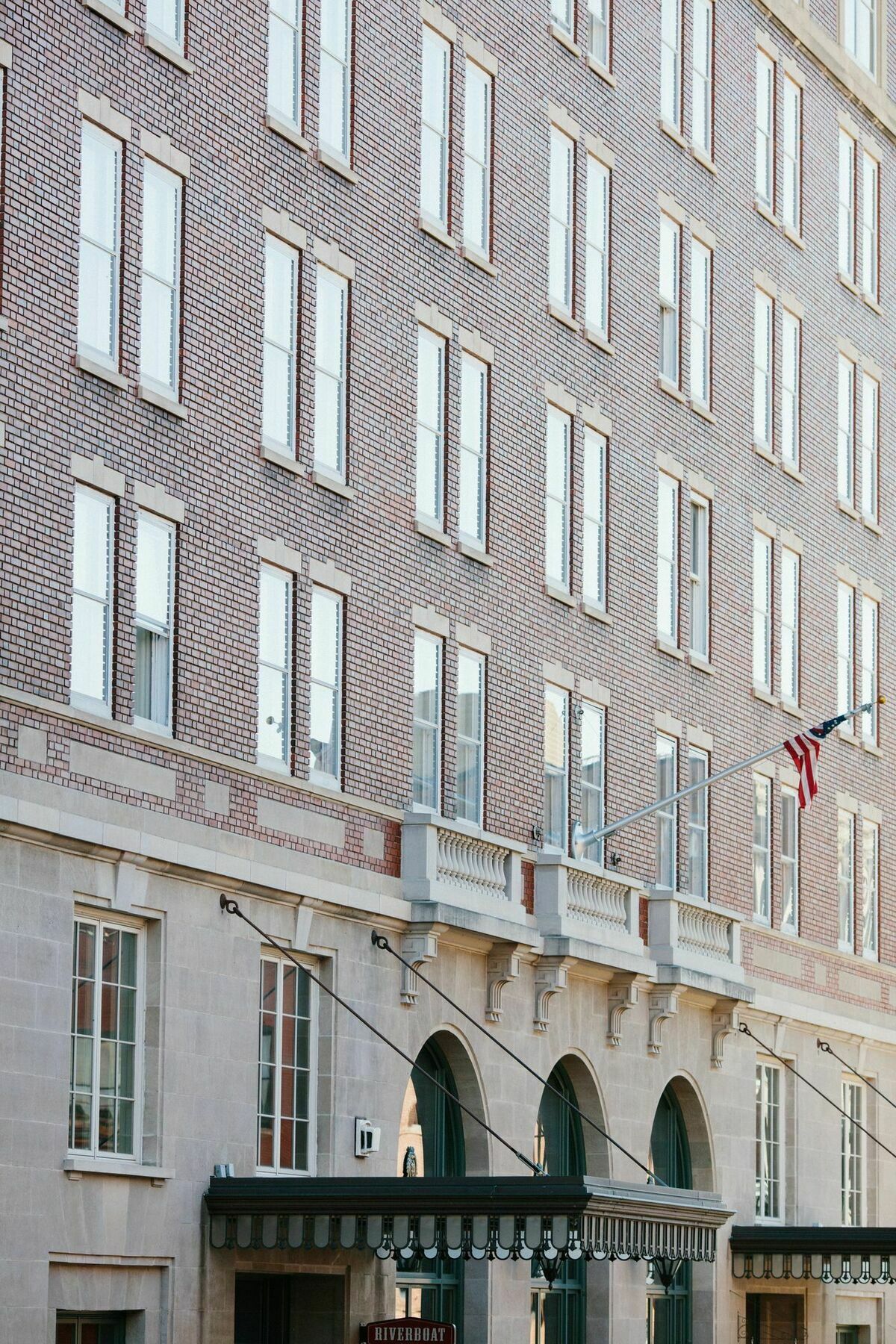 Hotel Julien Dubuque Exterior photo